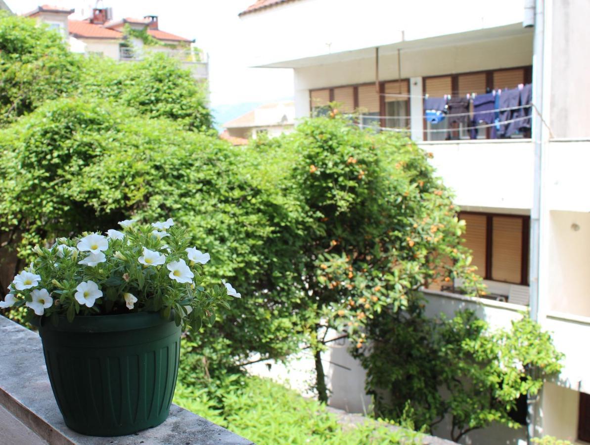 Misho Apartment With Terrace Сплит Екстериор снимка