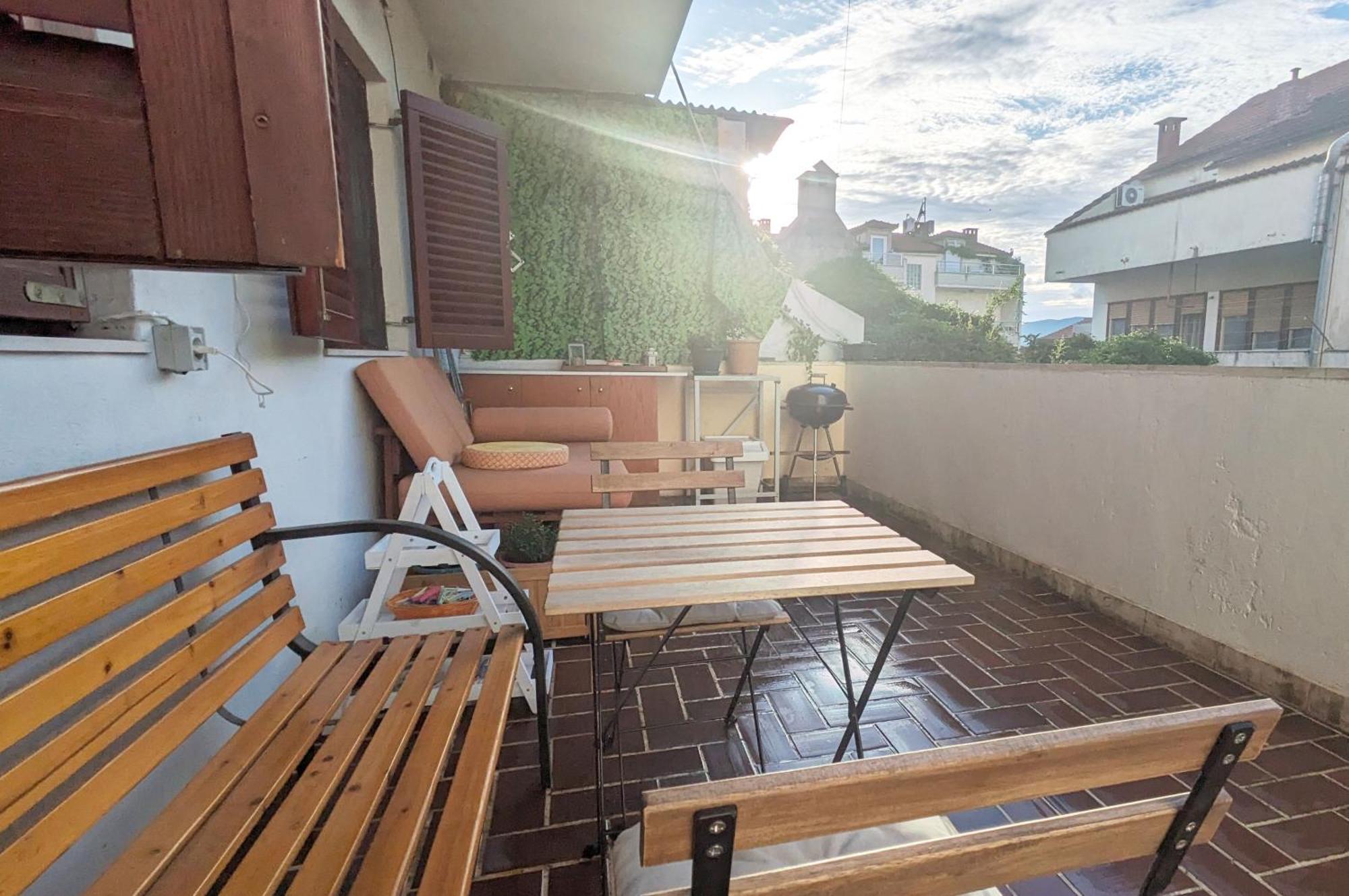 Misho Apartment With Terrace Сплит Екстериор снимка